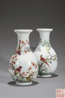 花鸟盘口瓶 （一对） -  - 文房雅玩器瓷 - 2011年秋季艺术品拍卖会 -收藏网