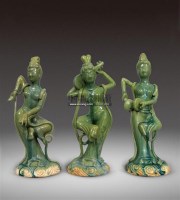青釉雕塑人物摆件 （三件组） -  - 瓷器 - 2011中博香港大型艺术品拍卖会 -收藏网