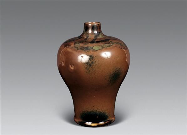 清 紫金釉梅瓶 - - 瓷器雅玩艺术品 - 2007春拍瓷器雅玩家具拍卖