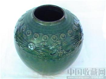 明清  绿釉菊花文饰罐-收藏网