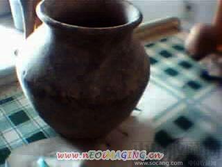 红山文化亚光黑陶罐-收藏网