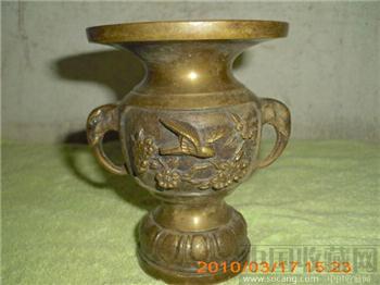 民间精美高浮雕铜花瓶  -收藏网