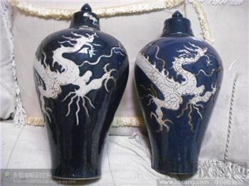 元代枢府蓝釉白龙纹梅瓶一对-收藏网