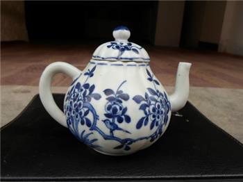 青花茶壶-收藏网