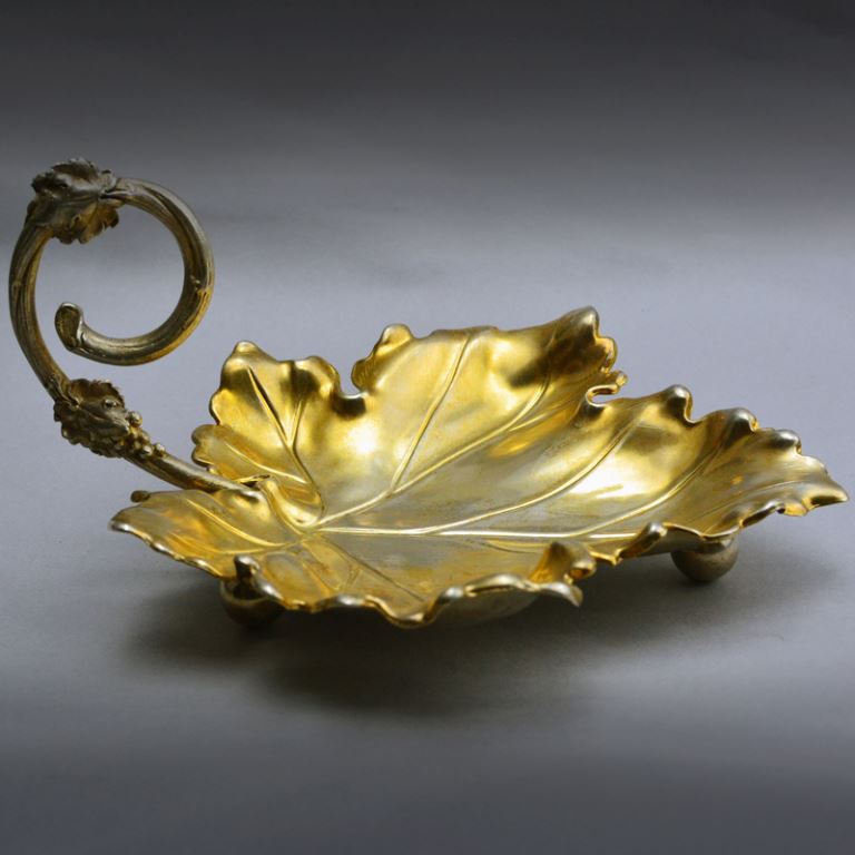 19世纪鎏金叶形果盘-欧之陆舶来艺术品