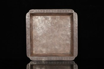 清代，银制“海水纹”四方赏盘-收藏网